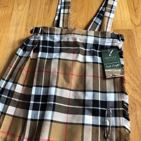 Irish Kilt. NWT. - Picture 2 of 7